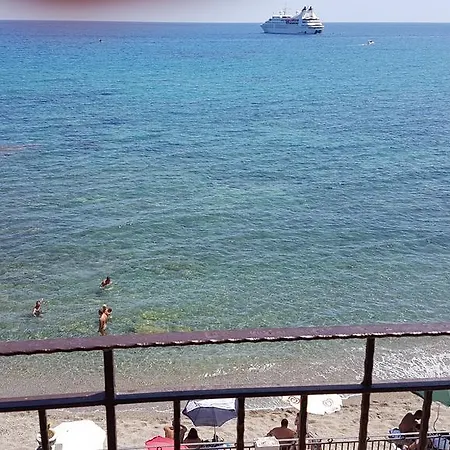 Loft Profumo Di Mare Daire Giardini Naxos